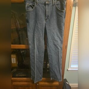 Mens wrangler 38x32